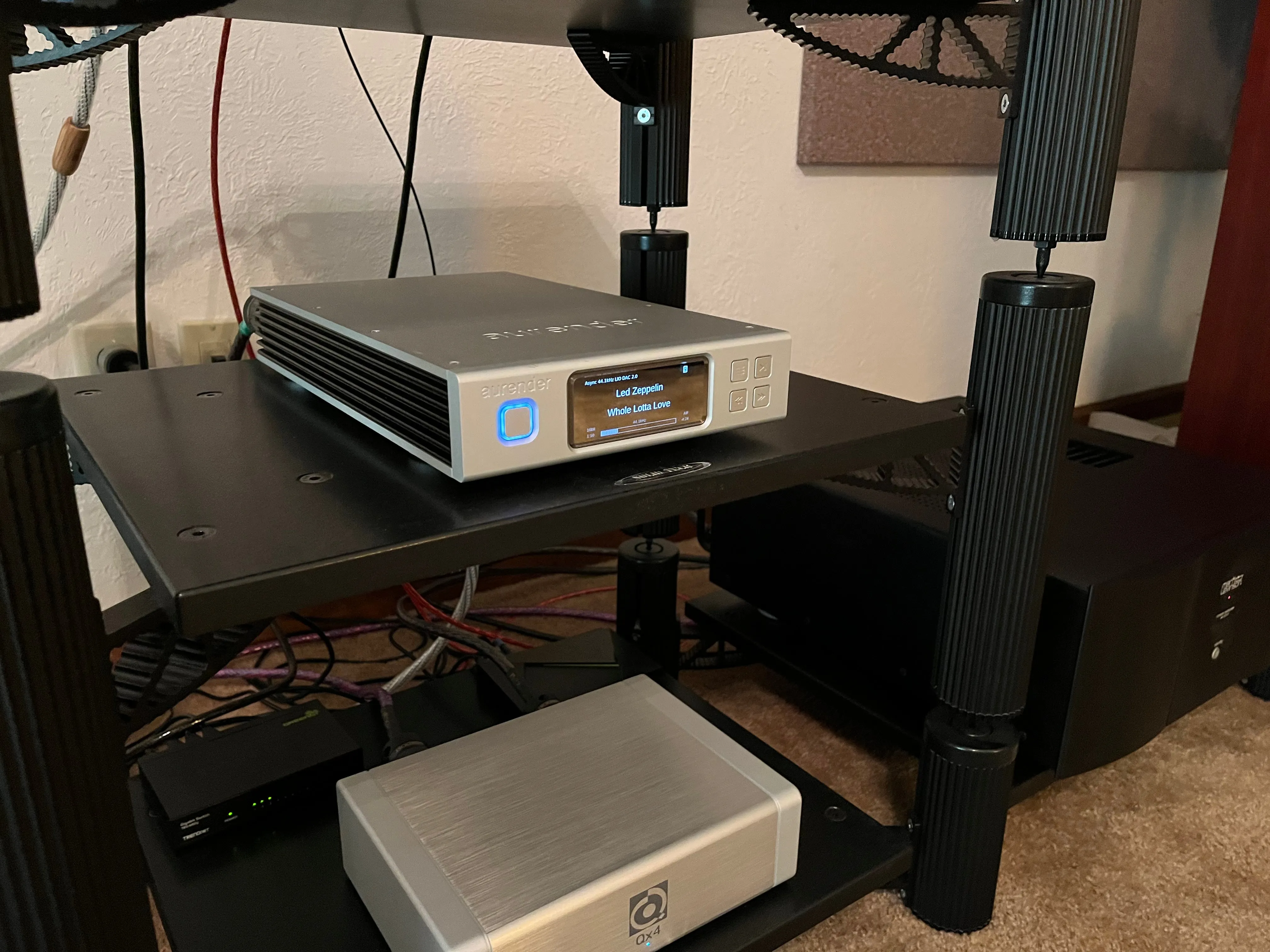 Aurender N100H Network Server / Streamer; 4TB; Silver