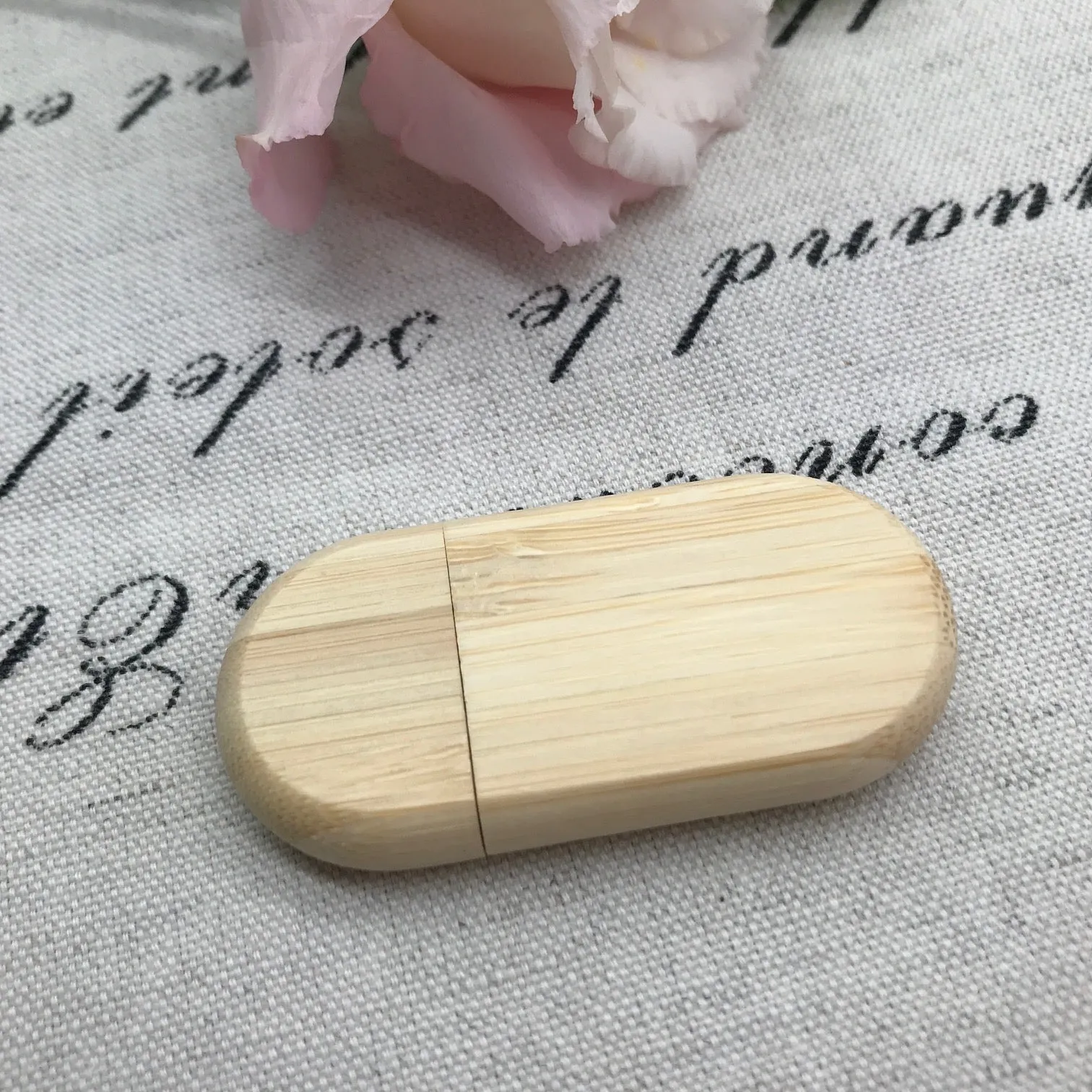 Bamboo wooden Oval USB Flash Drive