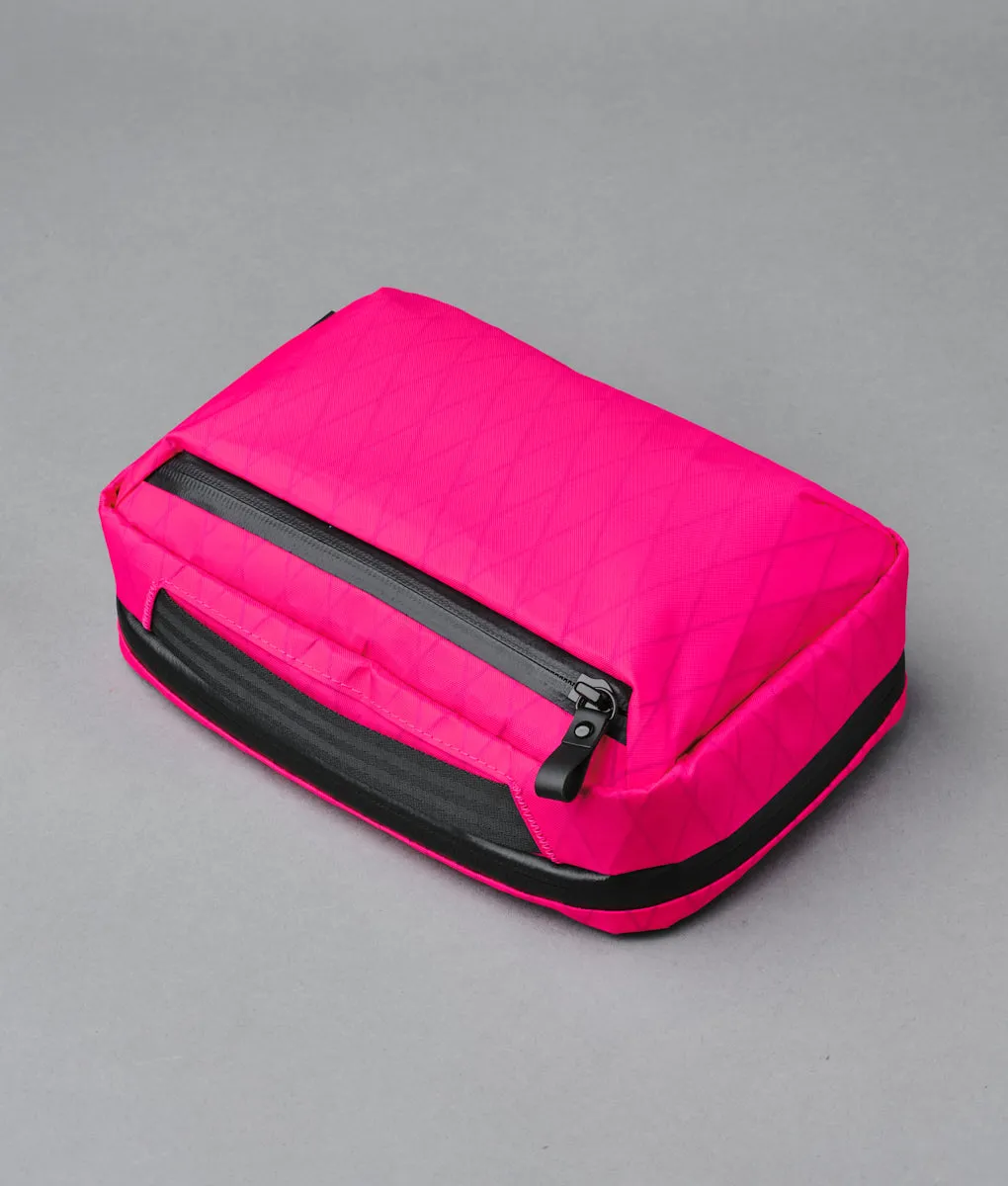 Elements Tech Case Max - Hot Pink RVX20