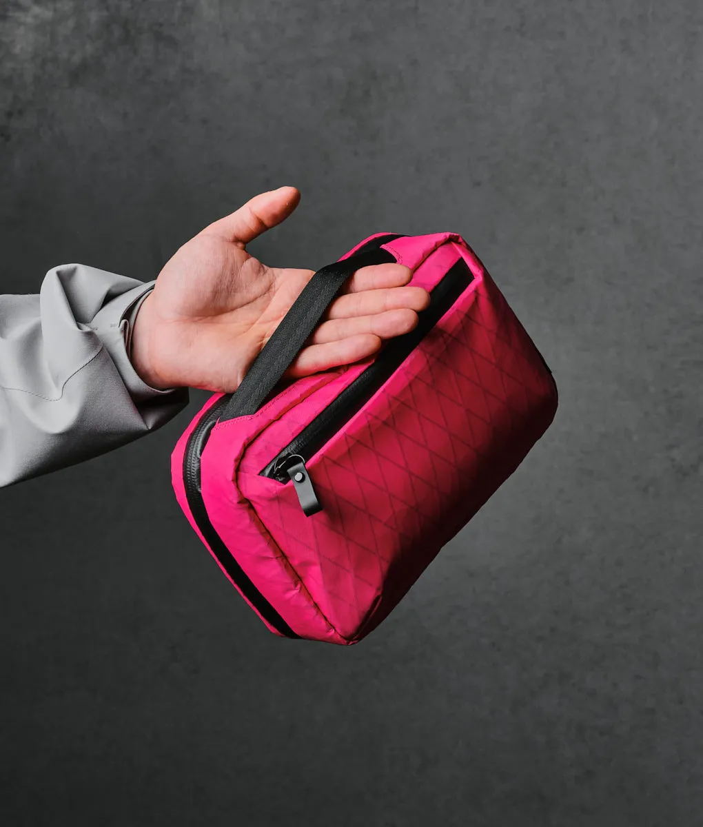 Elements Tech Case Max - Hot Pink RVX20