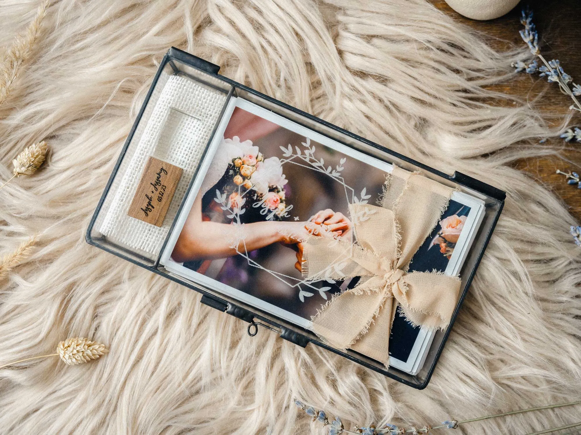 Glass Photo Box with Wood Crystal USB Drive for Wedding Photo