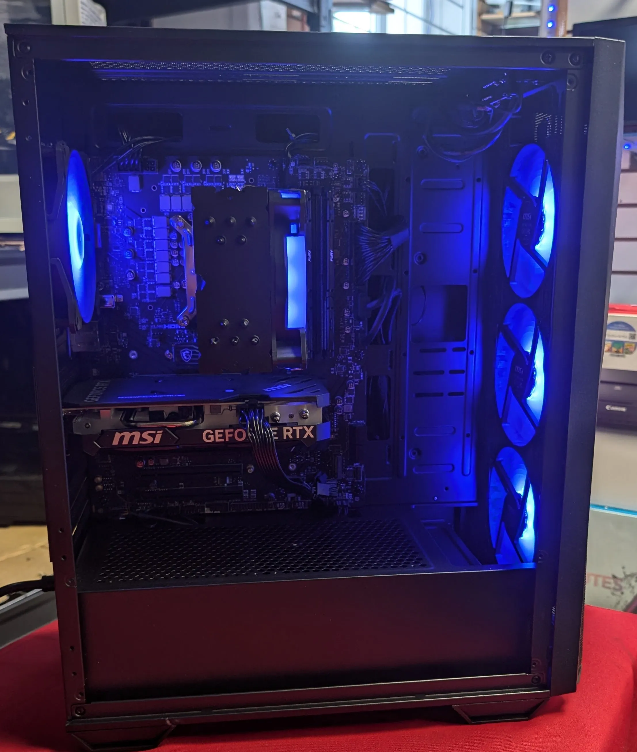 PC GAMING NEUF MSI RTX 4060-Ti 8GB GDDR6 i7-14700F 32GB DDR5 SSD 2TB NVMe