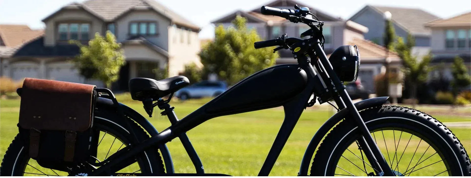 ReviBikes Cheetah Plus BAFANG 750W Motor Café Racer Electric Cruiser Bike