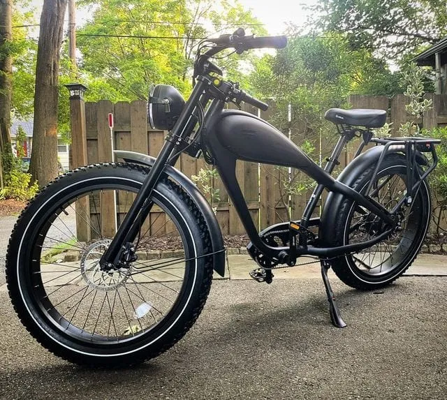 ReviBikes Cheetah Plus BAFANG 750W Motor Café Racer Electric Cruiser Bike