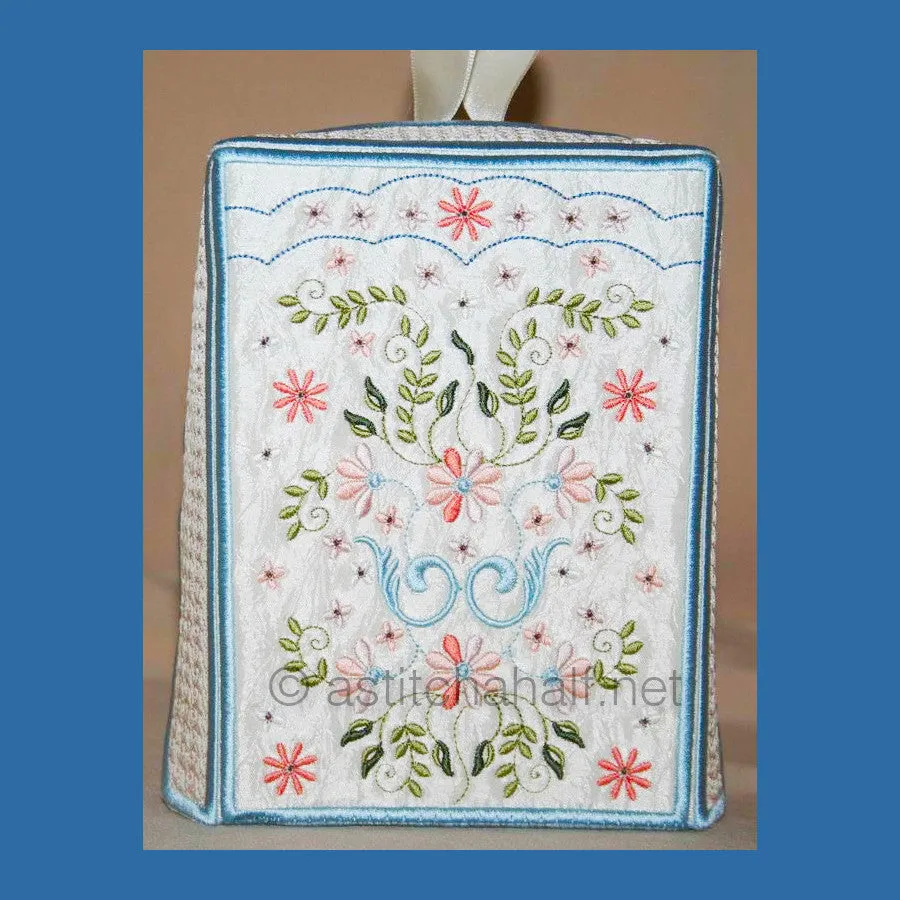 Signature Multi Box