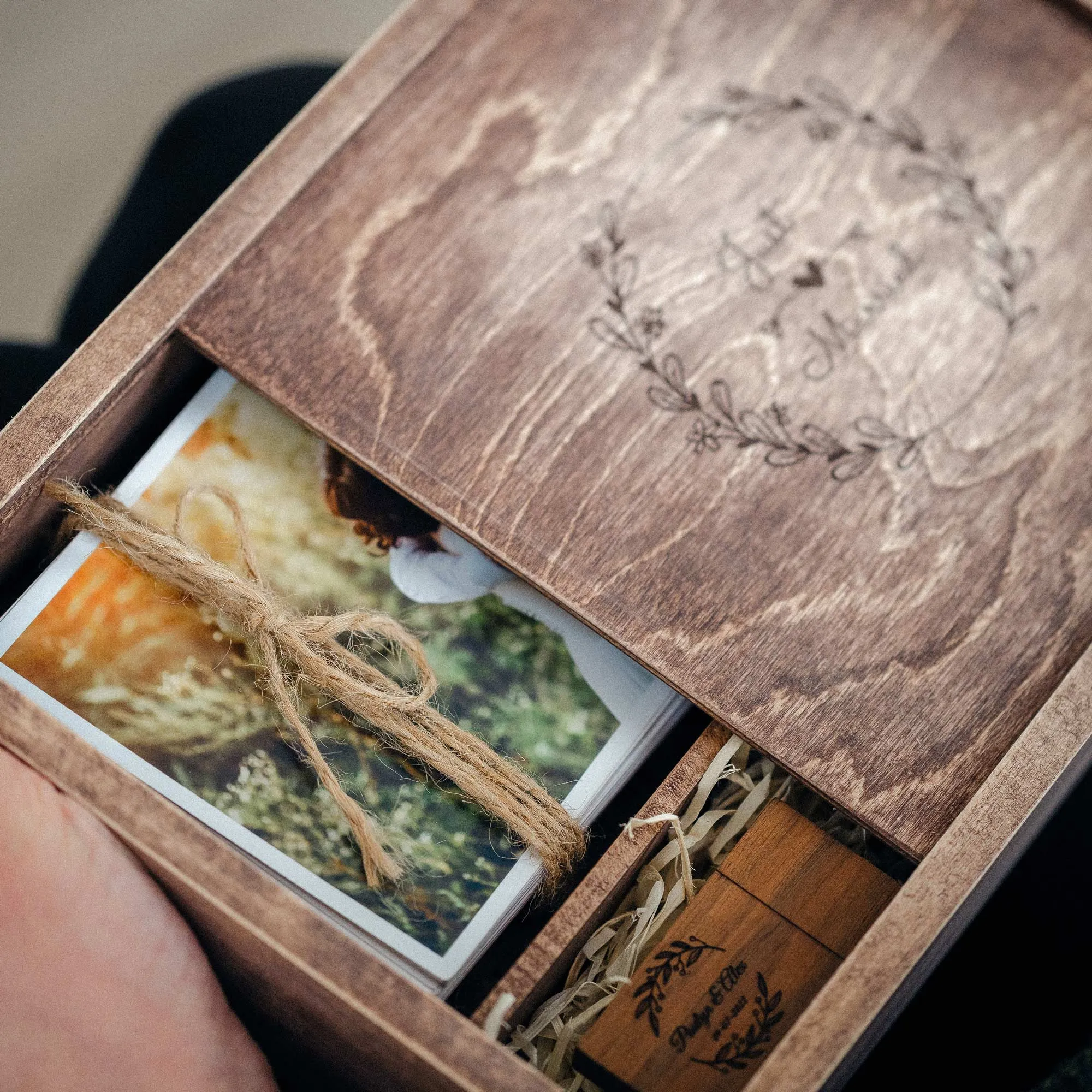 Vintage Wooden Wedding Photo Box with USB & Custom Lid